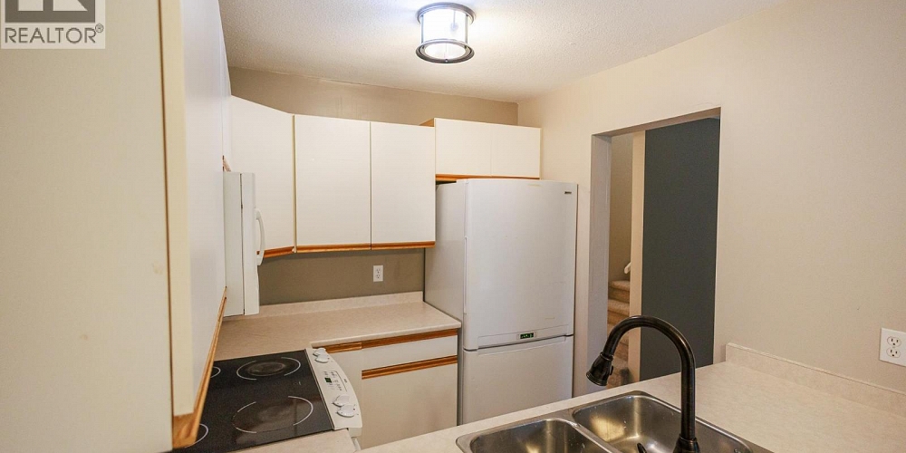 A 5115 MEDEEK AVENUE Terrace Photo 7 A 5115 MEDEEK AVENUE Terrace Photo 7